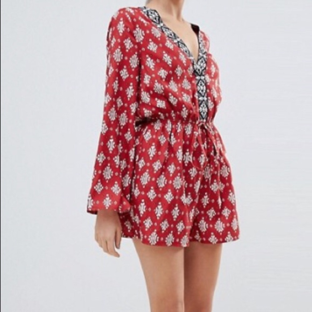 NWT Parisian Printed Romper Size 6